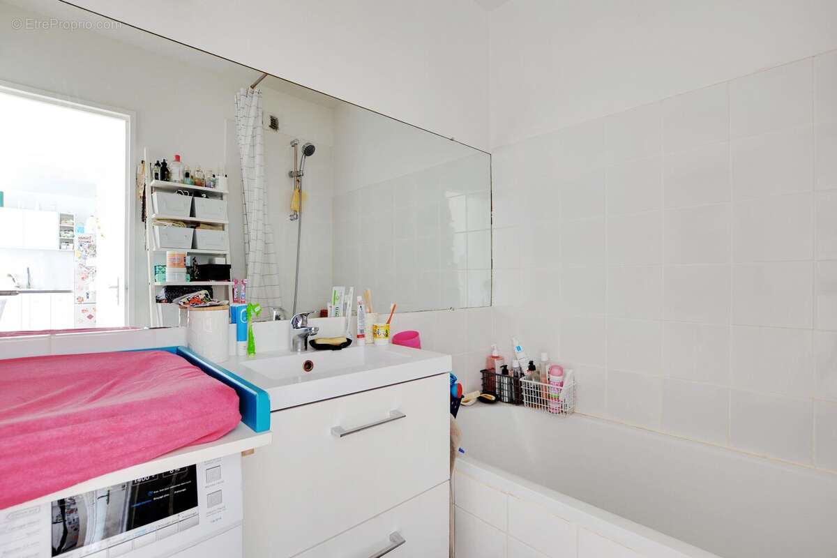 Photo 8 - Appartement à PARIS-11E