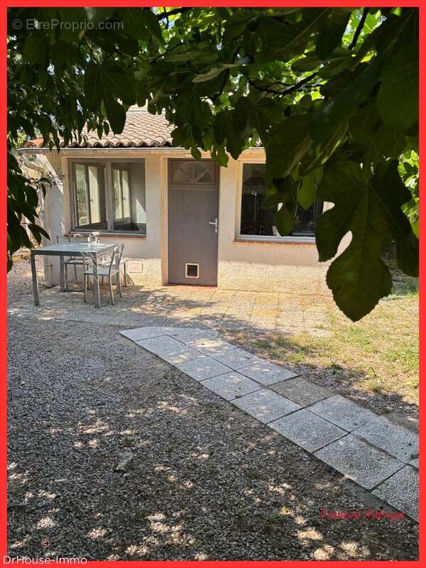 320 m² à Thuir  - photo 12