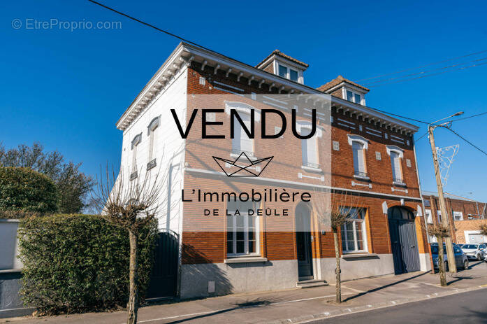 Maison à ANNOEULLIN