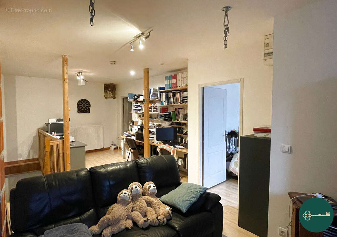 Maison à VANNES-LE-CHATEL