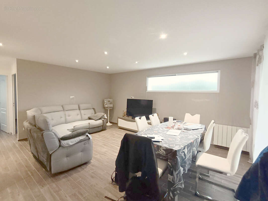 Maison à PIERRELAYE