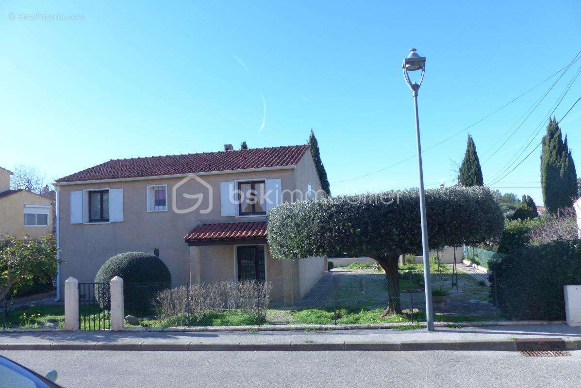Maison à LA LONDE-LES-MAURES