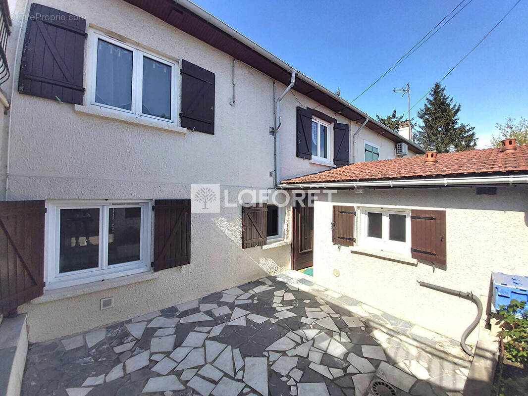 Maison à VILLEMOMBLE