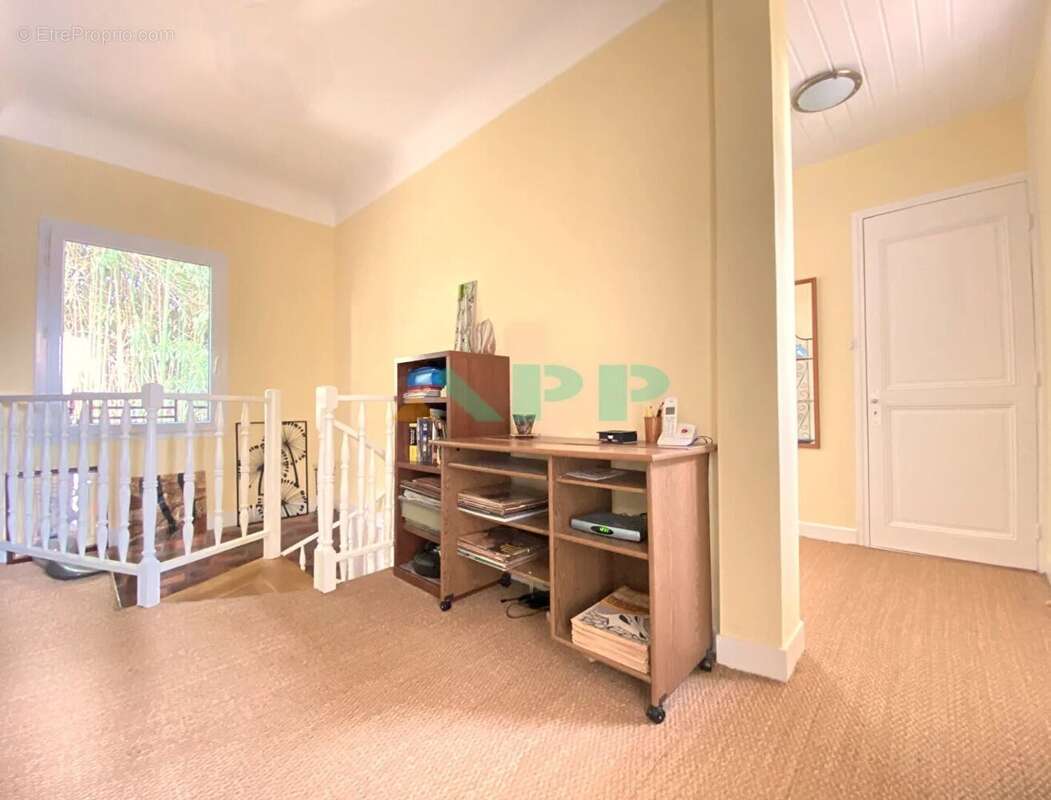 Maison à VIRY-CHATILLON