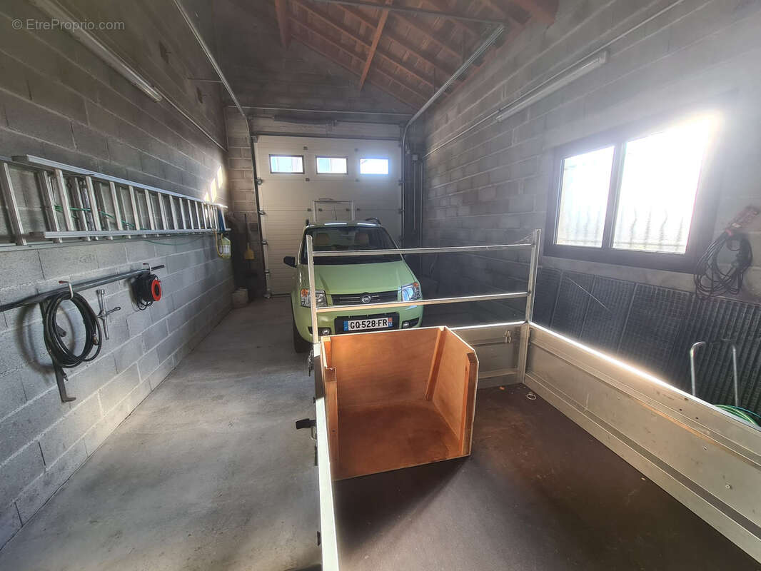 Maison à MONTROZIER