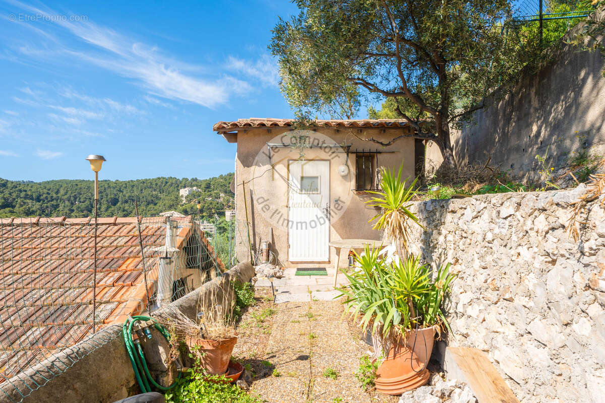 Maison à MARSEILLE-9E