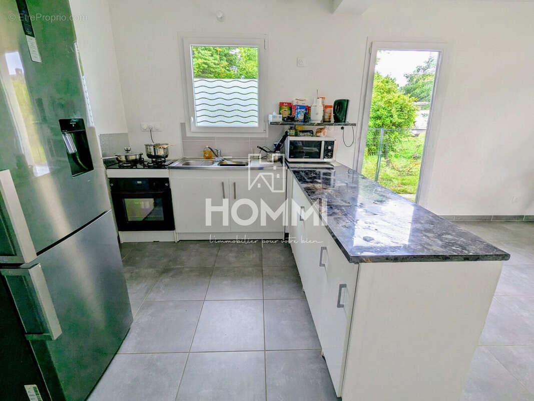 Maison 86 m² à Isse  - photo 3