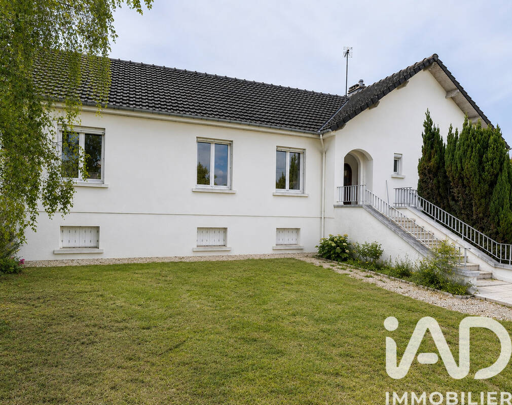 Photo 1 - Maison à THOUROTTE