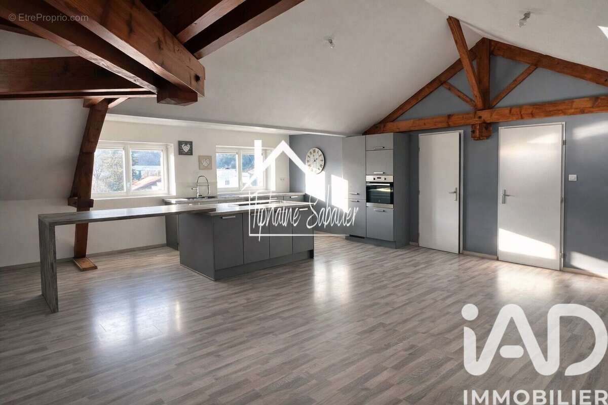 Photo 2 - Appartement à BOURGOIN-JALLIEU