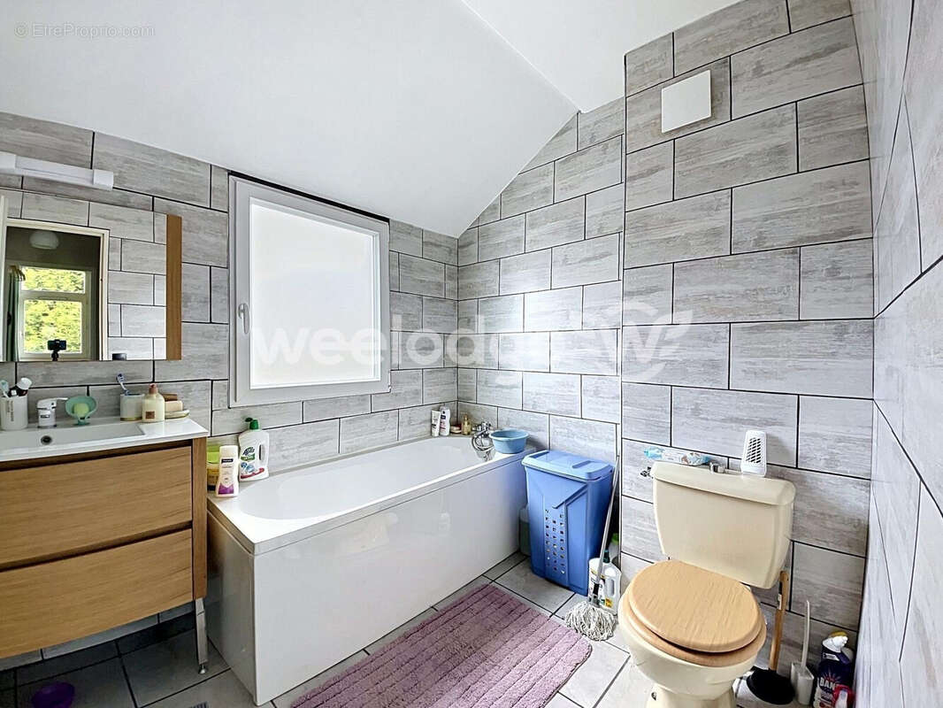 Maison 98 m² à Jouy-Le-Moutier  - photo 7