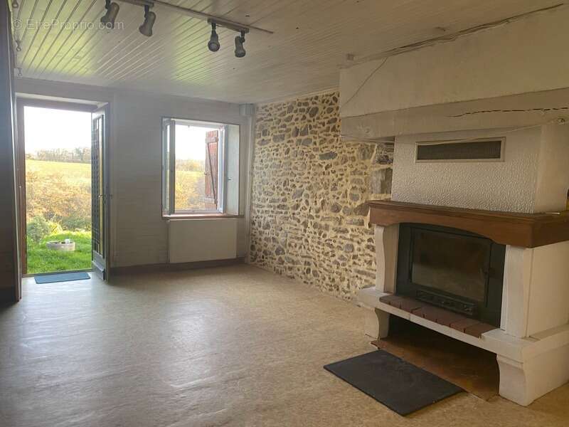 Maison à FRESSELINES