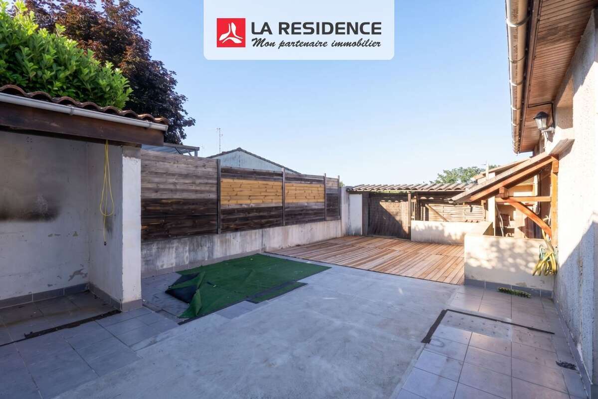 Maison 108 m² à Saint-Marcel-Les-Valence  - photo 6