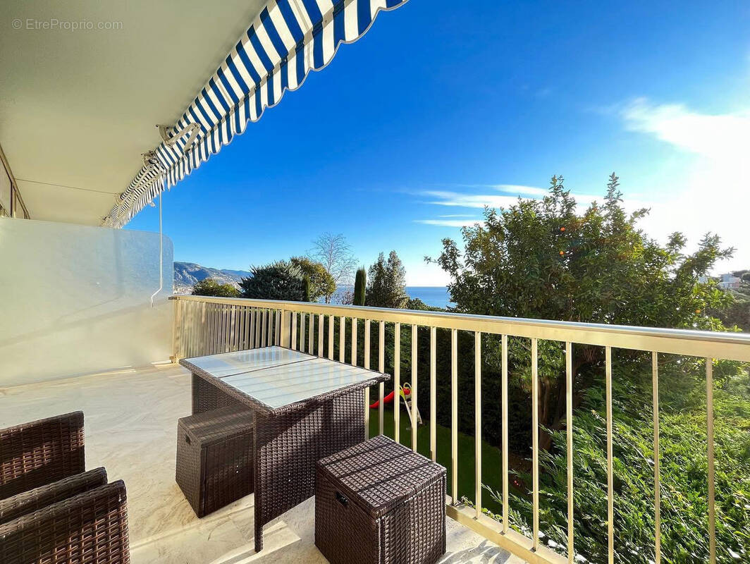 Appartement à ROQUEBRUNE-CAP-MARTIN