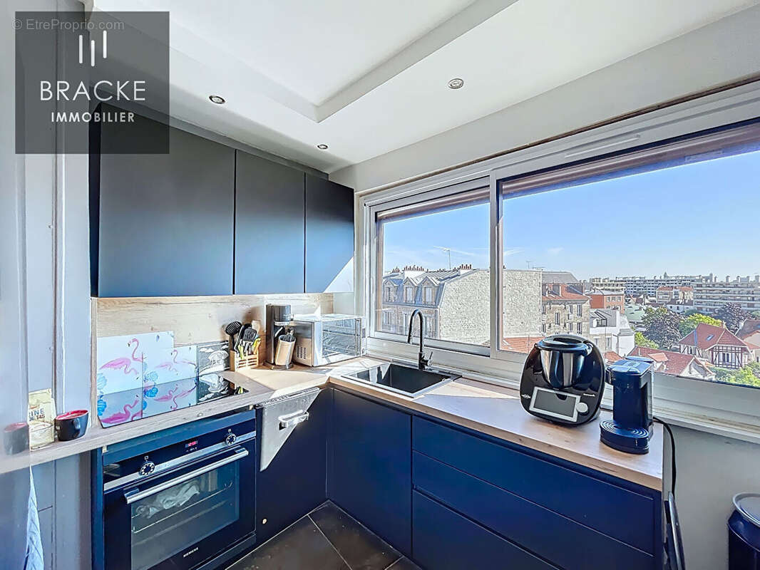 Appartement à LA GARENNE-COLOMBES