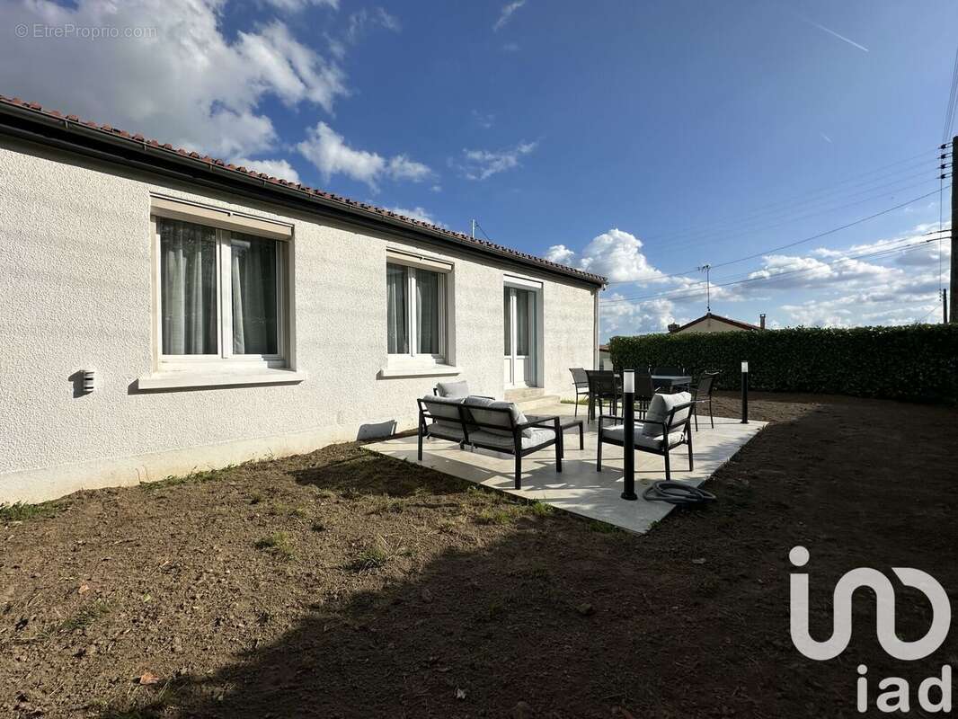 Photo 8 - Maison à VAUX-LE-PENIL