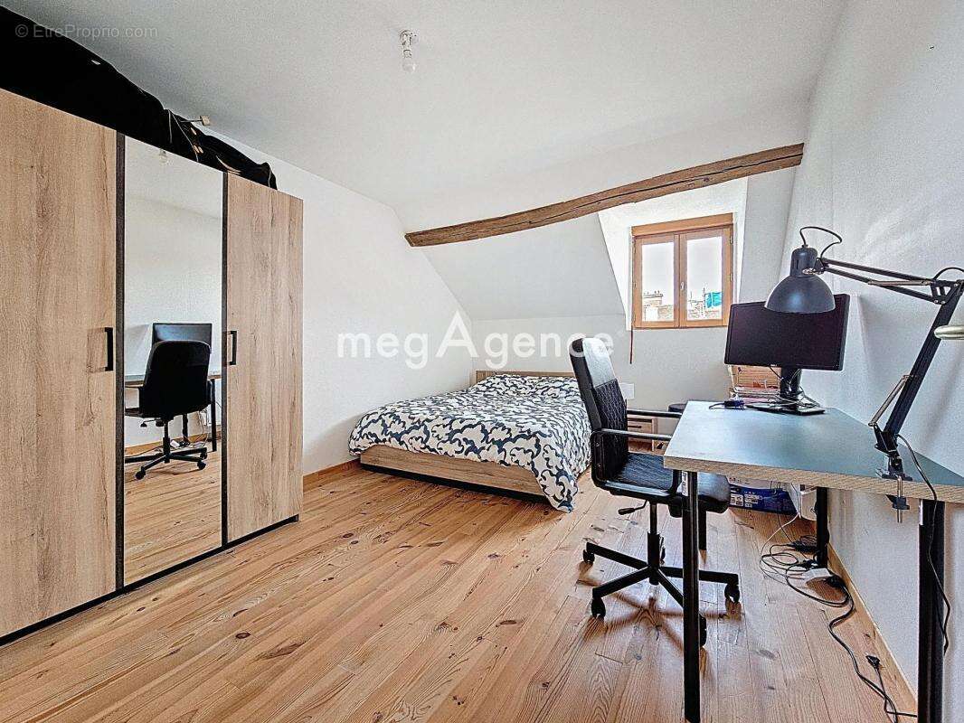 Maison à FLINS-SUR-SEINE