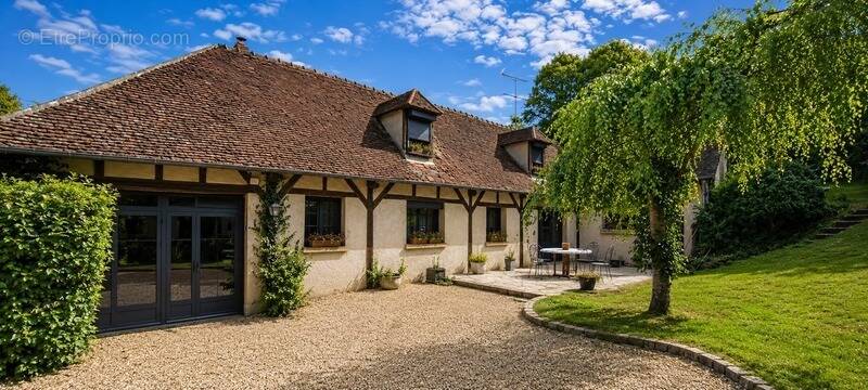 Maison à LE MESNIL-THERIBUS
