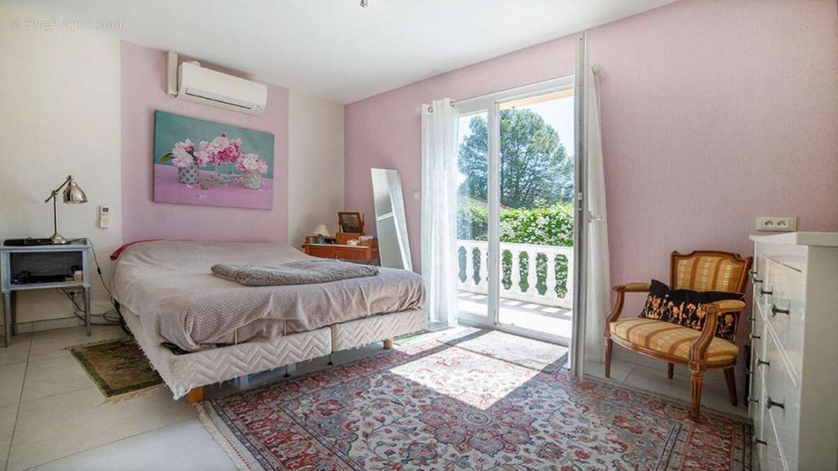 Maison à LES MATELLES