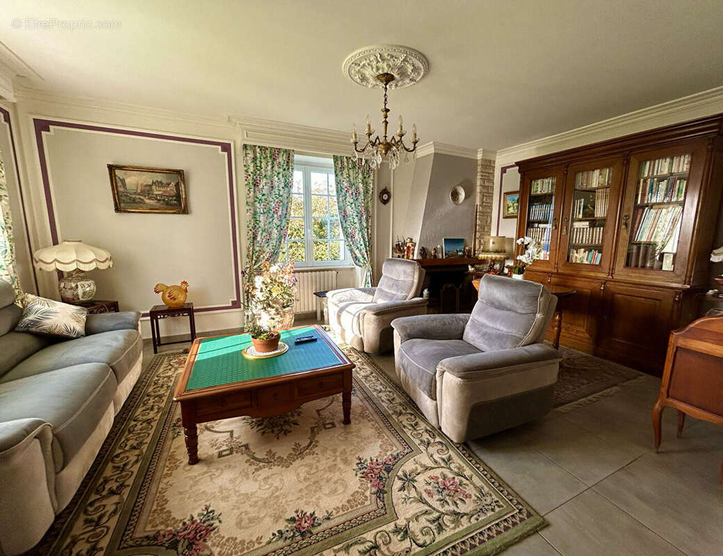 Maison à PLOUGONVEN