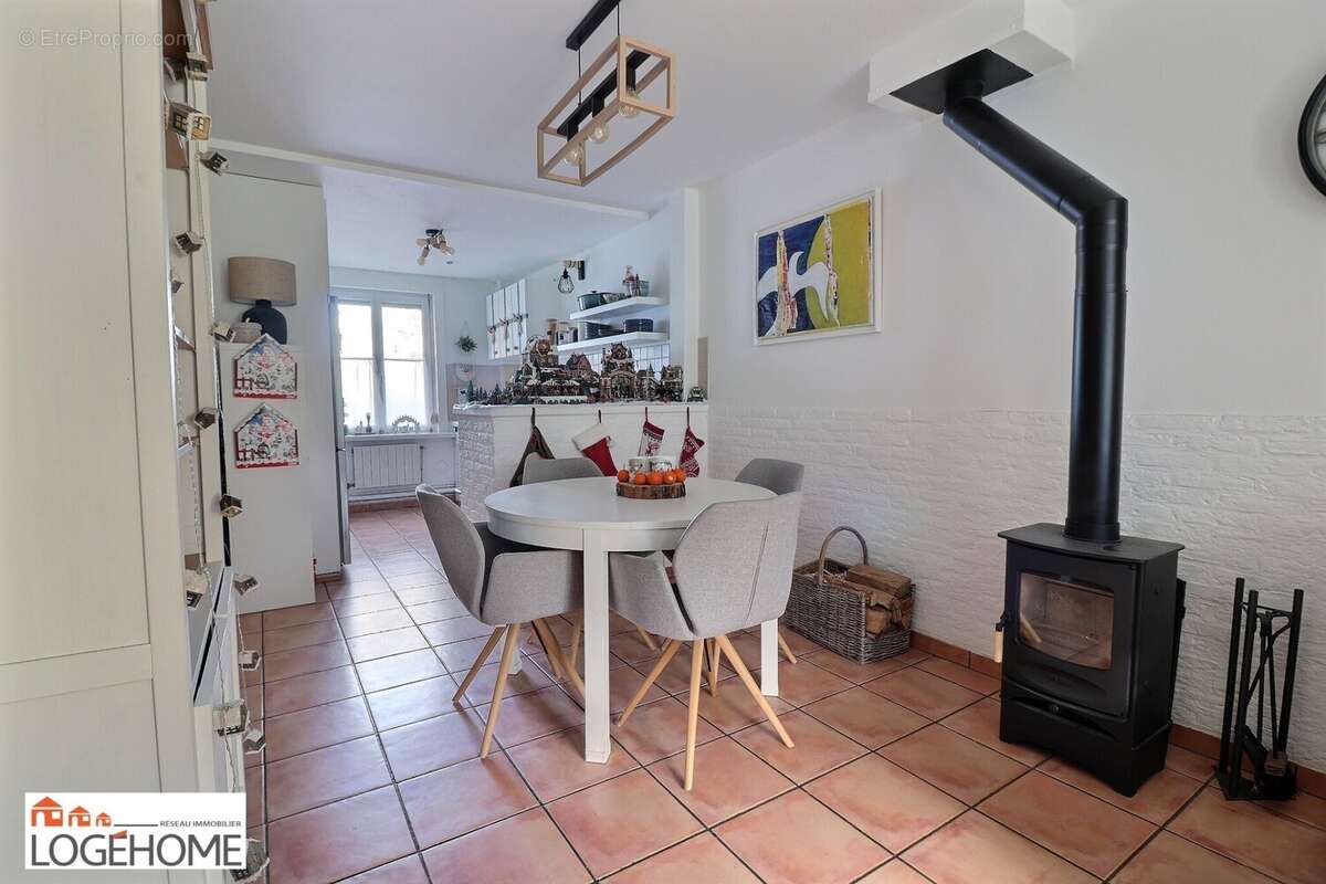 Maison à HELLEMMES-LILLE