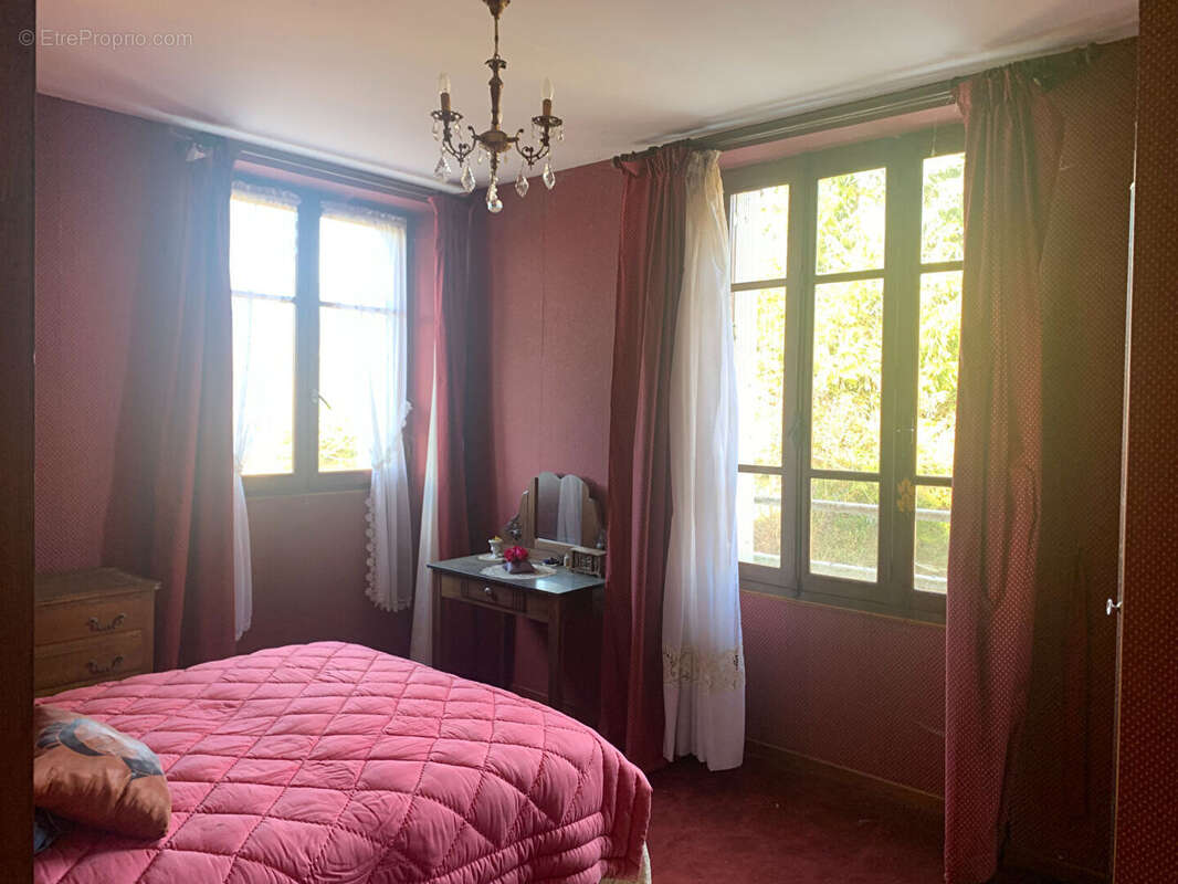 Maison à SAINT-SALVADOUR