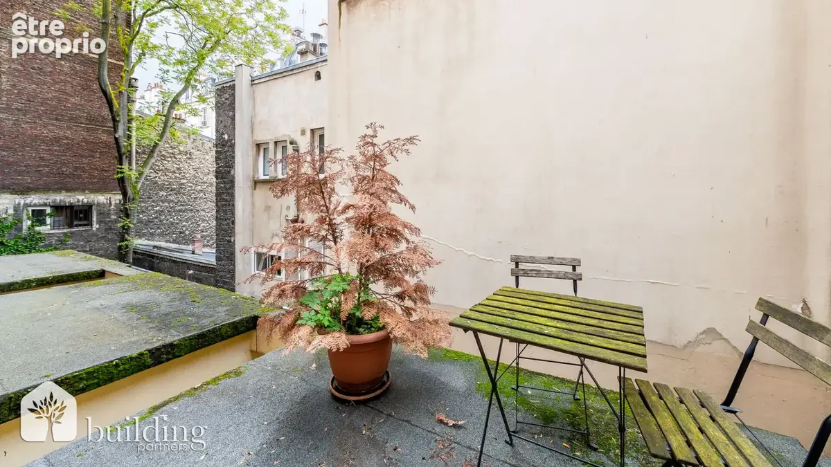 Arc de Triomphe Paris 17ème - Studio 29,40 m² avec 7,35 m² de terrasse - photo 8
