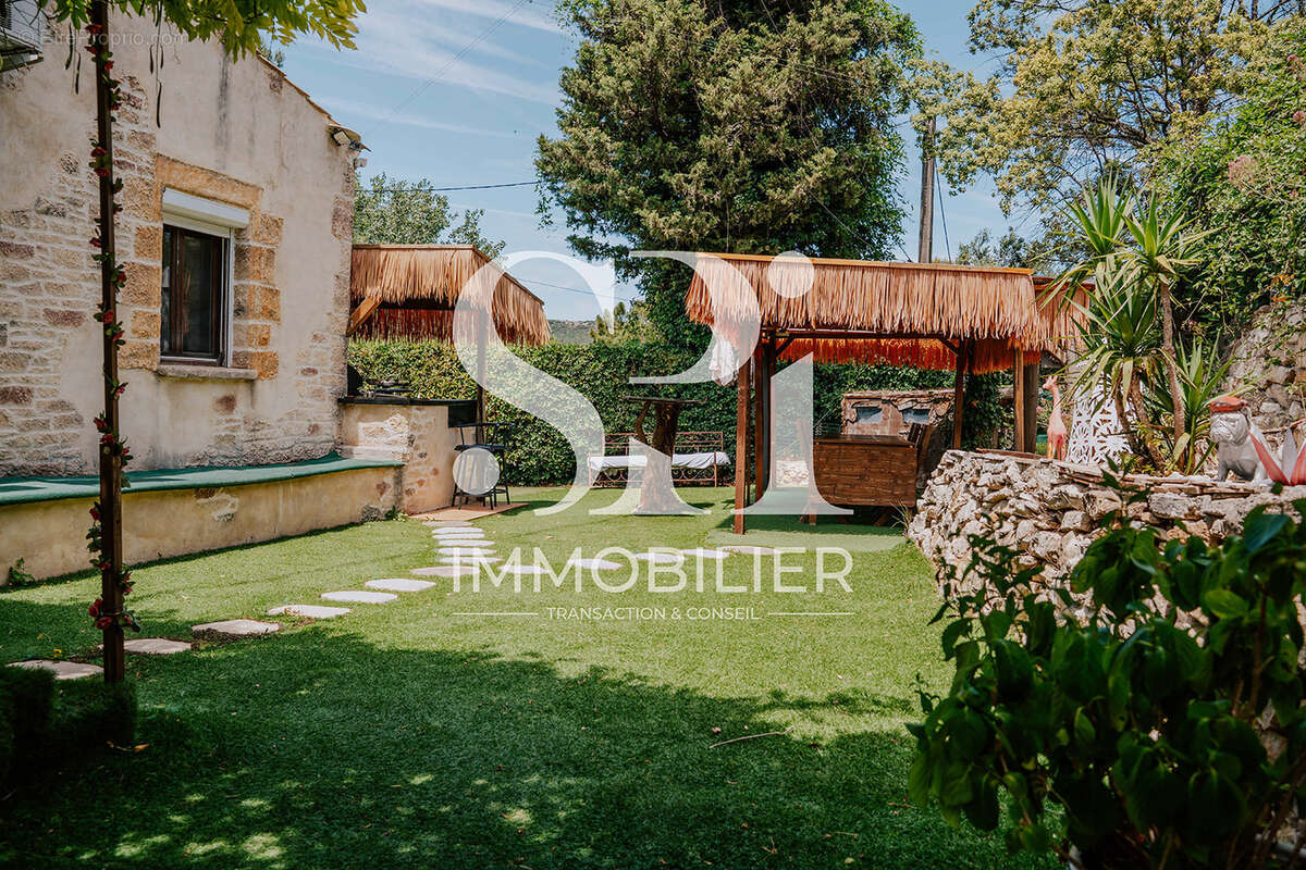 Maison à SAINTE-ANASTASIE-SUR-ISSOLE