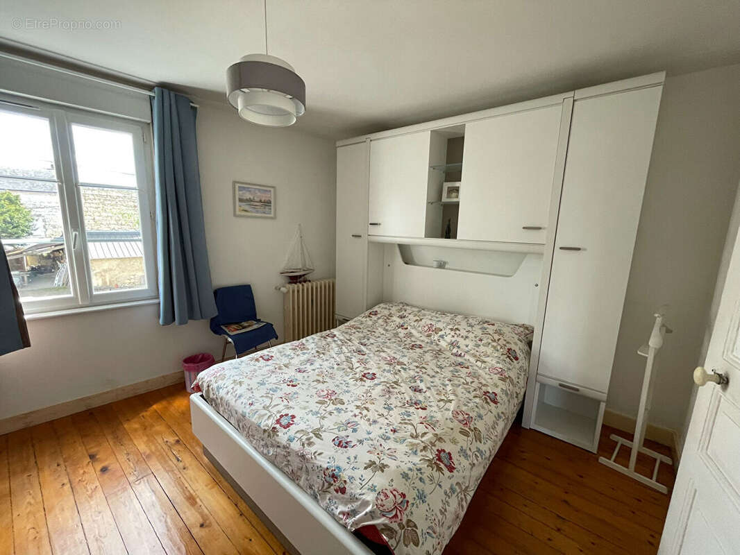 Maison 7 pièces à vendre à Varrains - Calme et Confort - photo 12