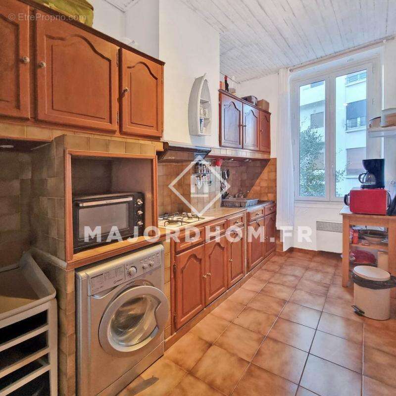 Appartement à MARSEILLE-7E