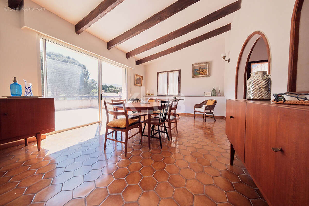 Appartement à L'ILE-ROUSSE