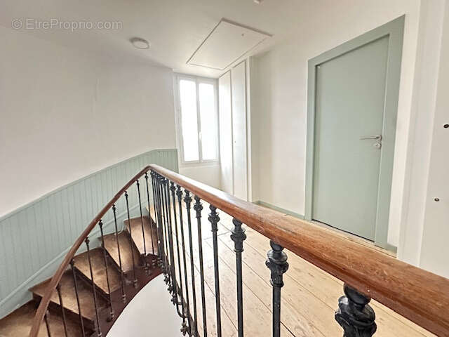 Appartement à DREMIL-LAFAGE