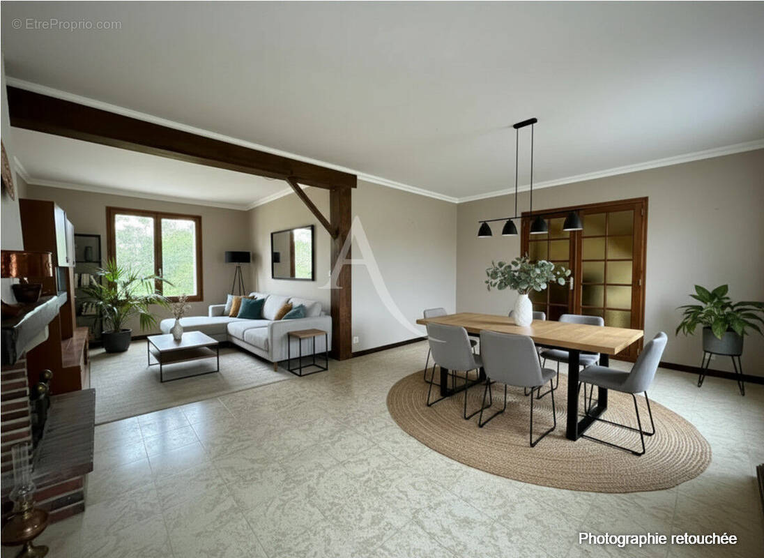 Maison à MAINVILLIERS