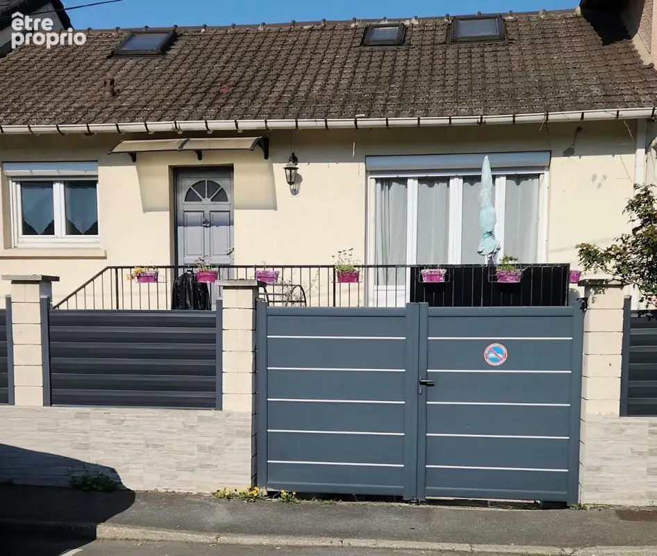 Maison à SARTROUVILLE