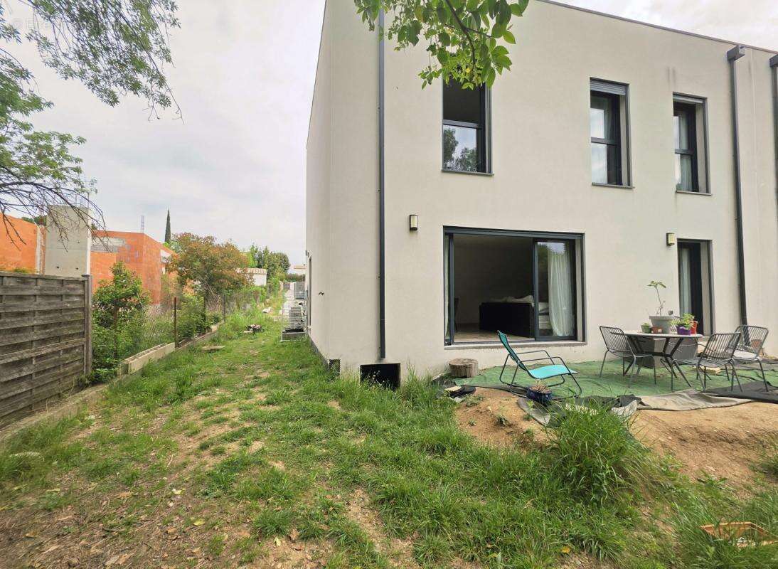 Maison à JUVIGNAC