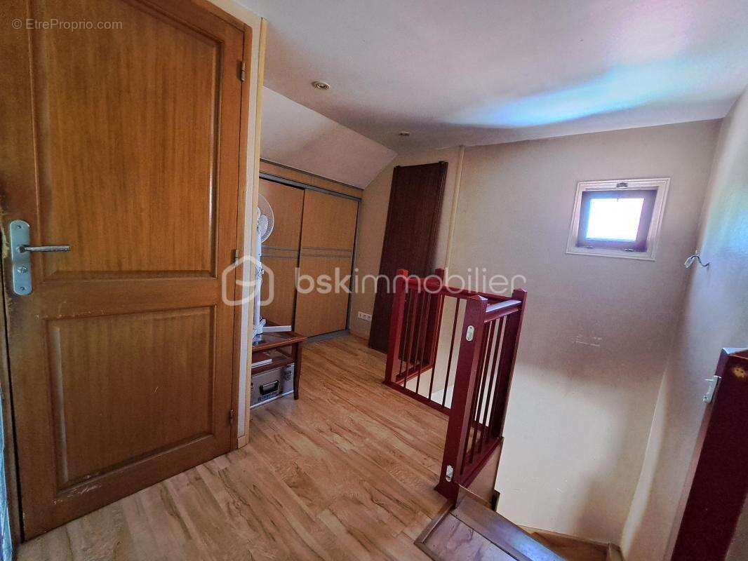 Maison avec garages et jardin a 5 minutes d'abbeville - photo 8