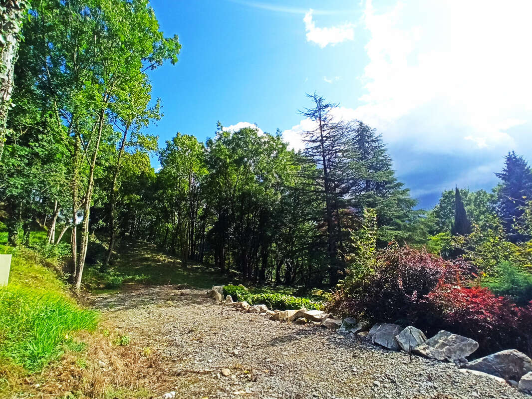 Terrain à LABROQUERE