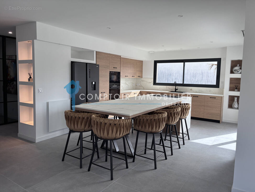 Maison à BUZET-SUR-TARN