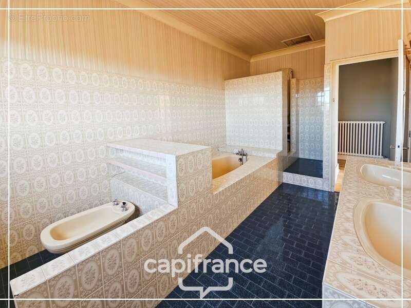 Maison à CASTELCULIER