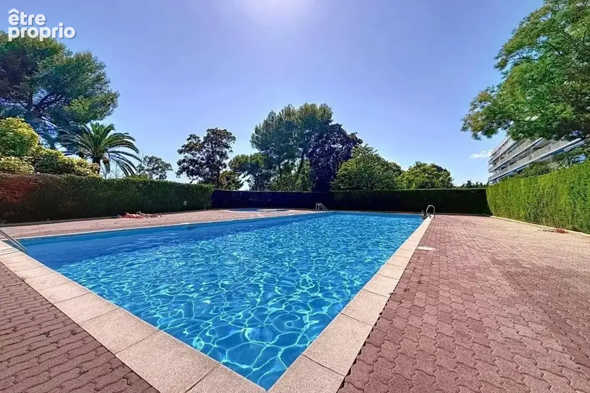 Antibes Appartement 2 pièces 46m2 - Vue dégagée sur parc - Au calme - photo 7