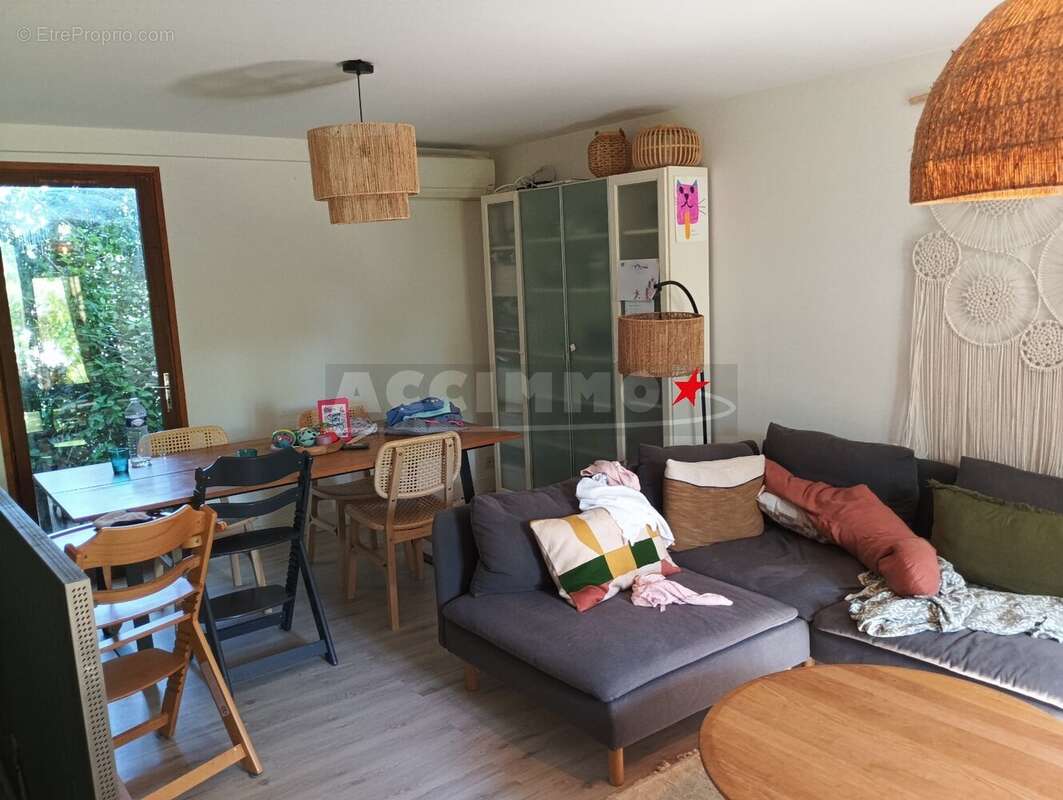 Maison à DREMIL-LAFAGE