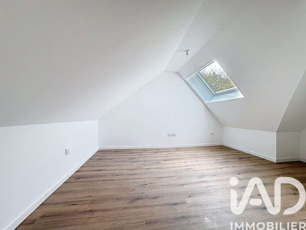 Photo 7 - Maison à ESQUENNOY