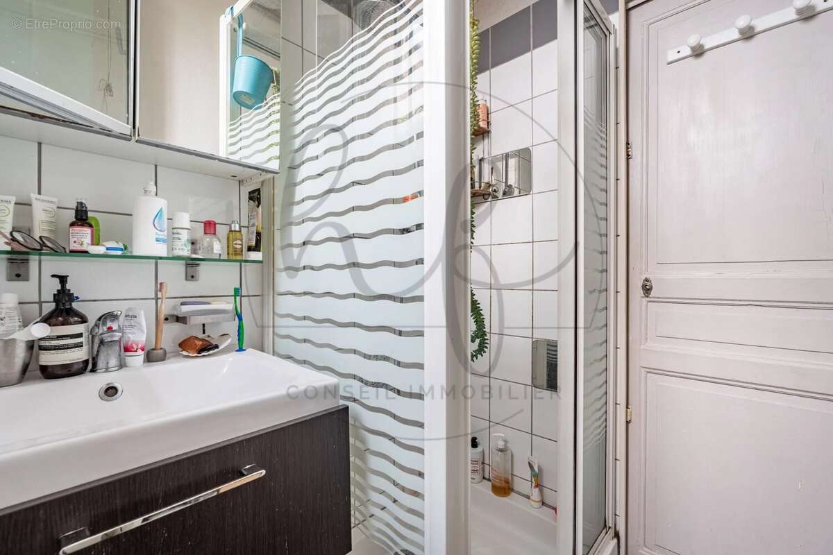 Appartement à COLOMBES