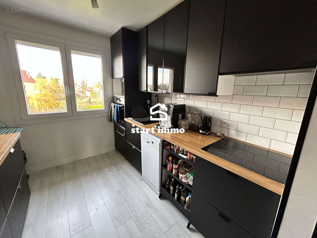 Appartement T4 de 78 m² - Rénové - Quartier Saint-Claude, Besançon - photo 2