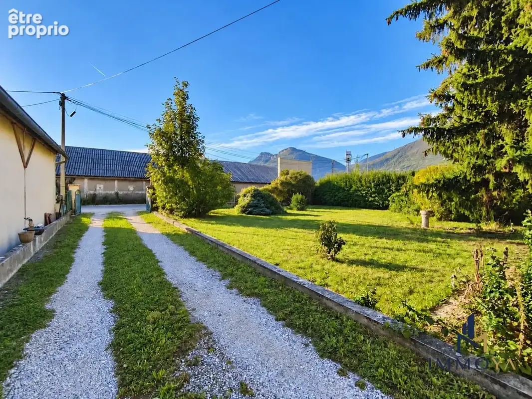 Maison 4 pièces 110 m² à vendre à Saint-Egreve (38120) - photo 2
