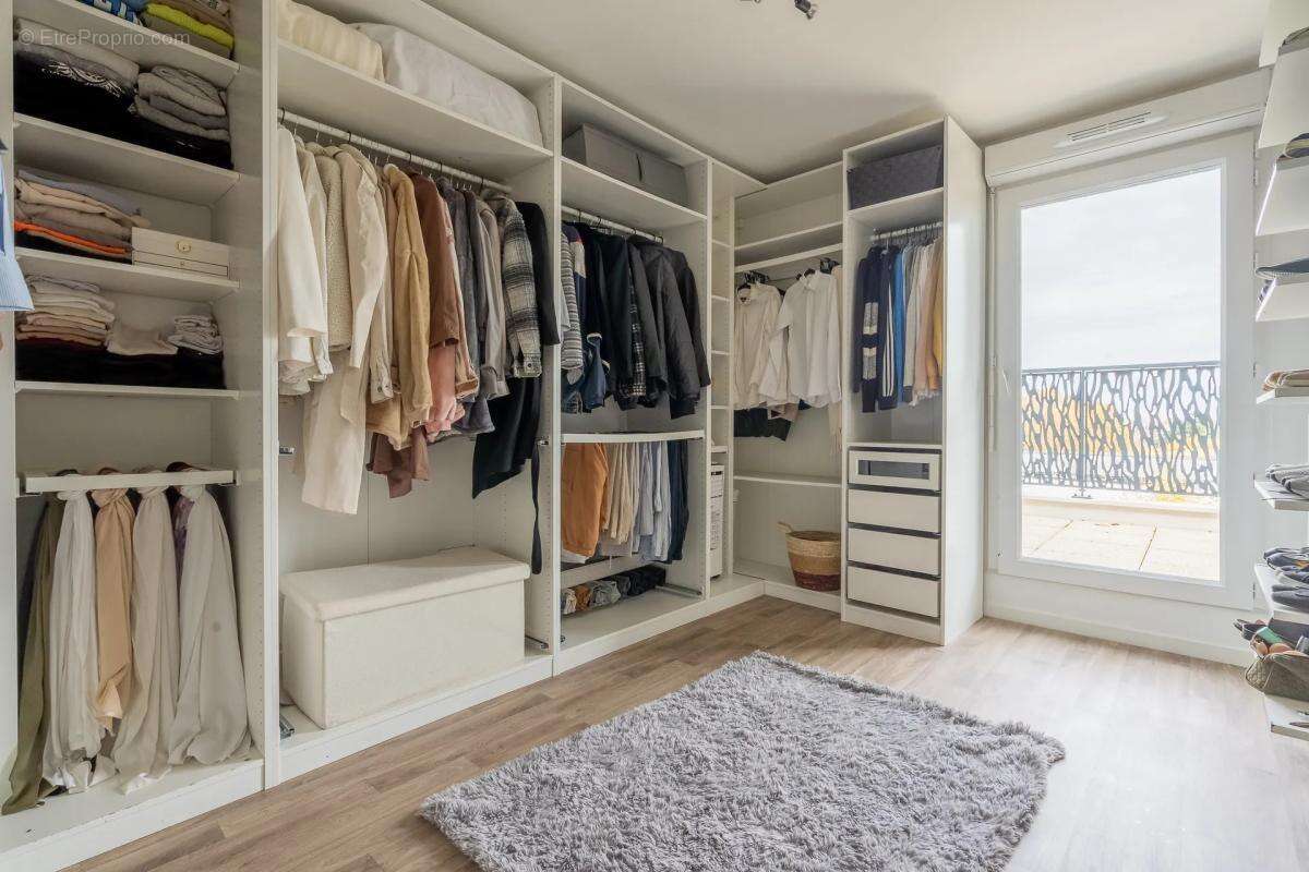 Appartement à BONDY