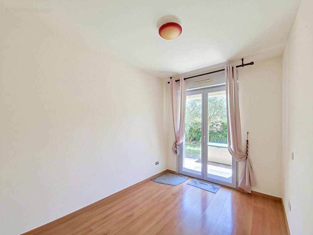 Appartement à CASTELGINEST