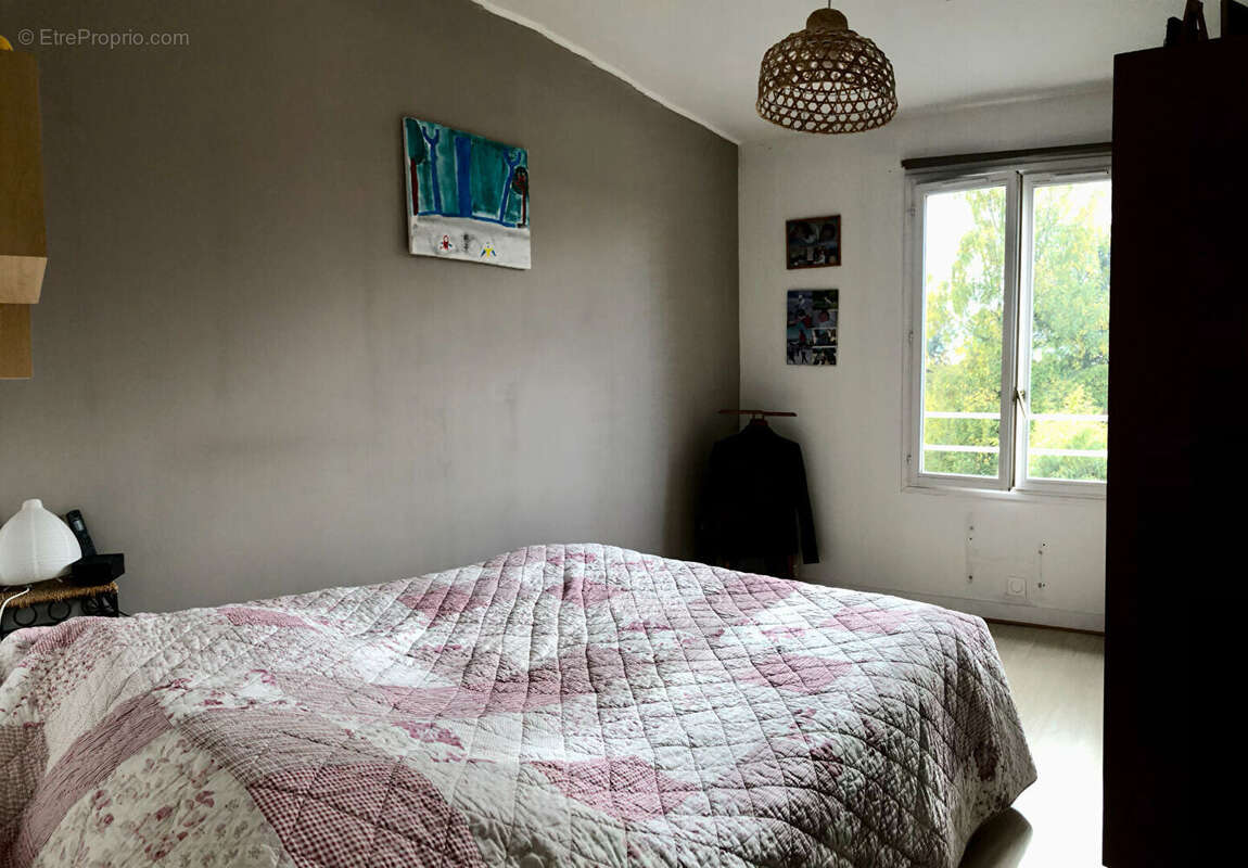 Maison à SAINT-CYR-EN-ARTHIES