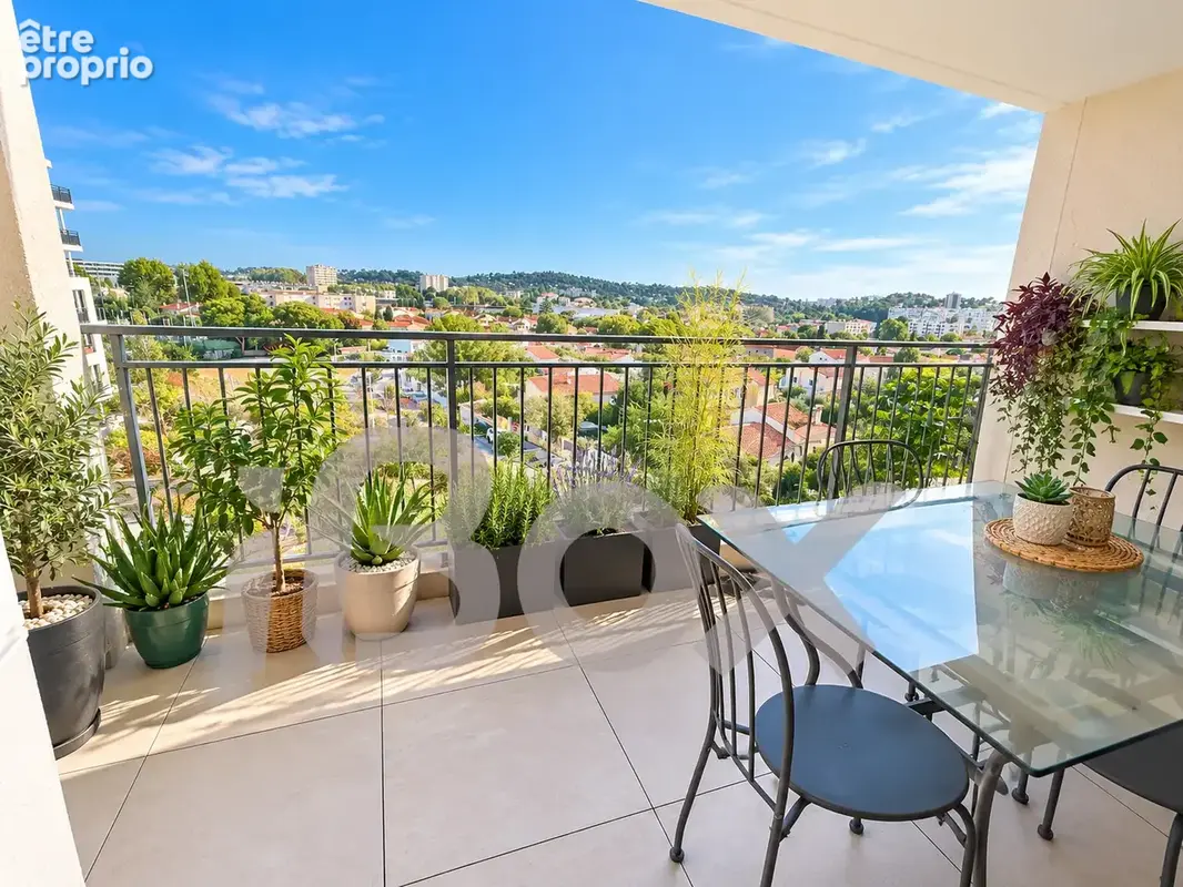 TOULON EST - T4 récent 3 chambres, 2 terrasses et garage en plus - photo 2