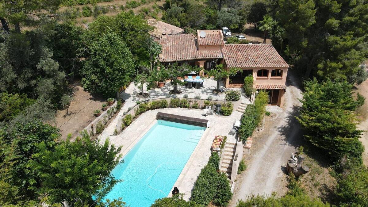 Photo 1 - Maison à BANDOL