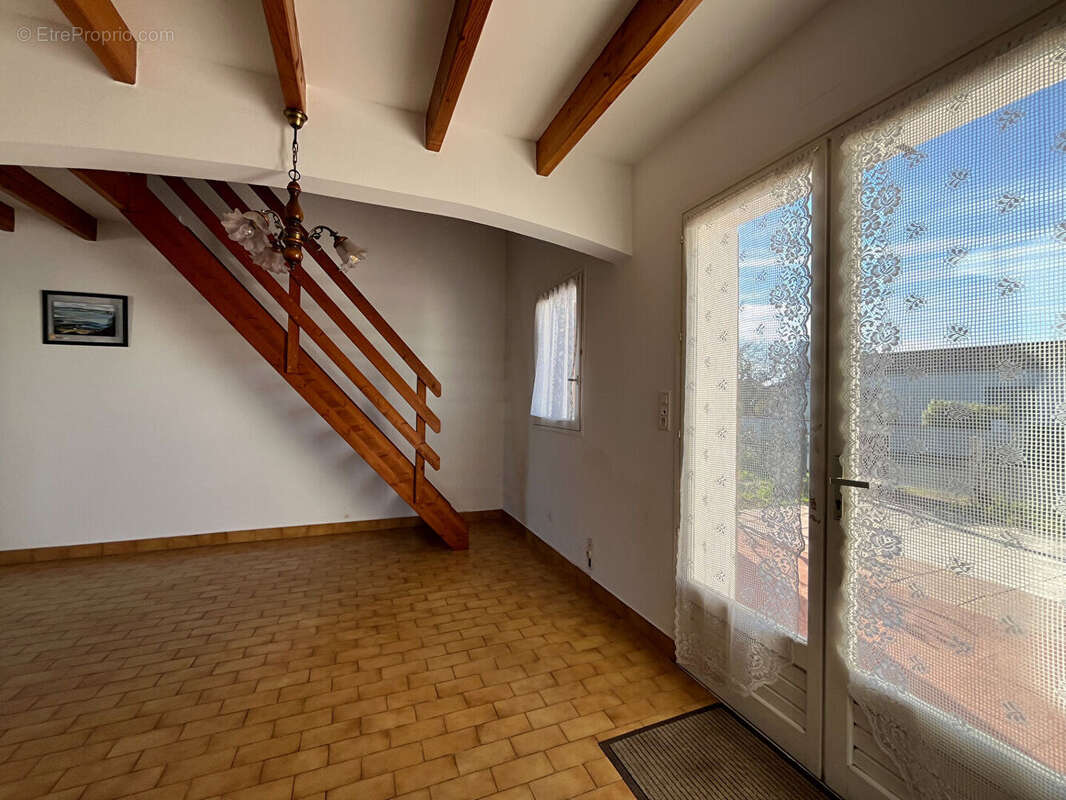 Maison à LA BREE-LES-BAINS